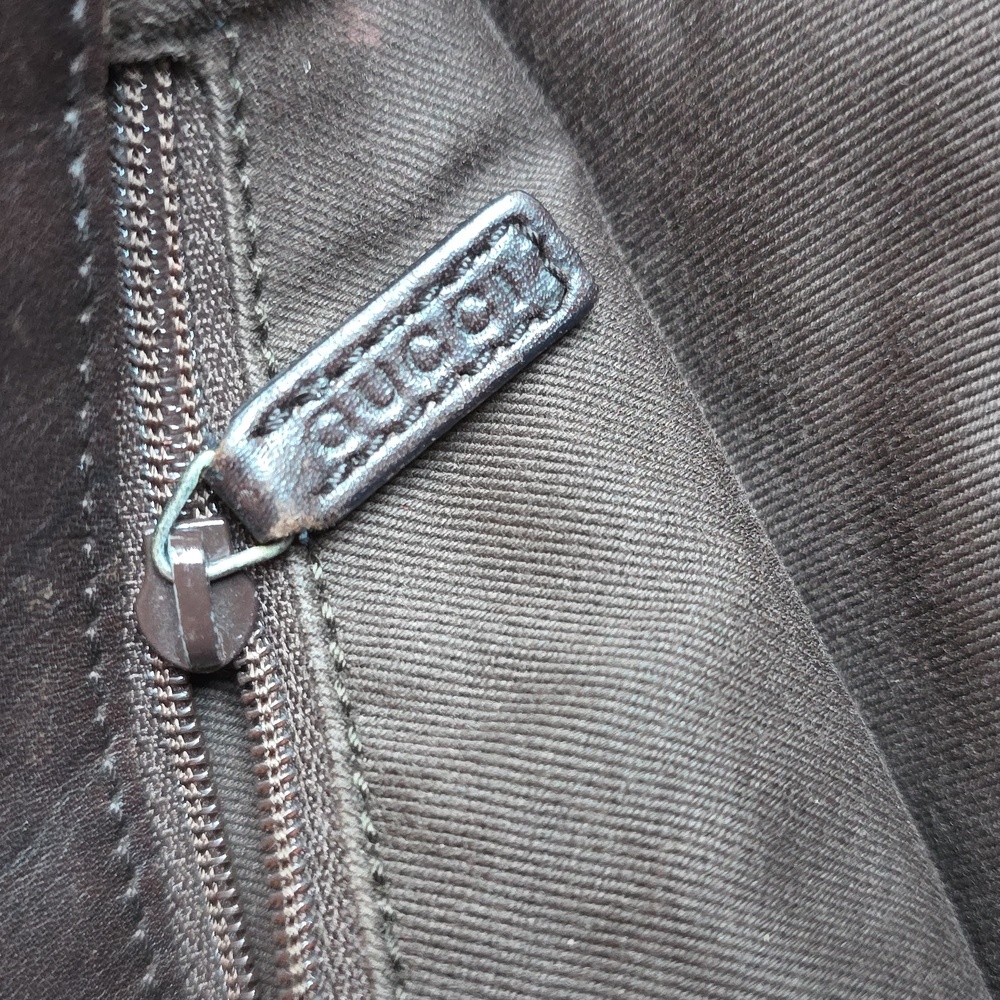 Gucci Messenger Bag - Picture 6 of 10